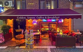 Golden Arrow Old City Hotel